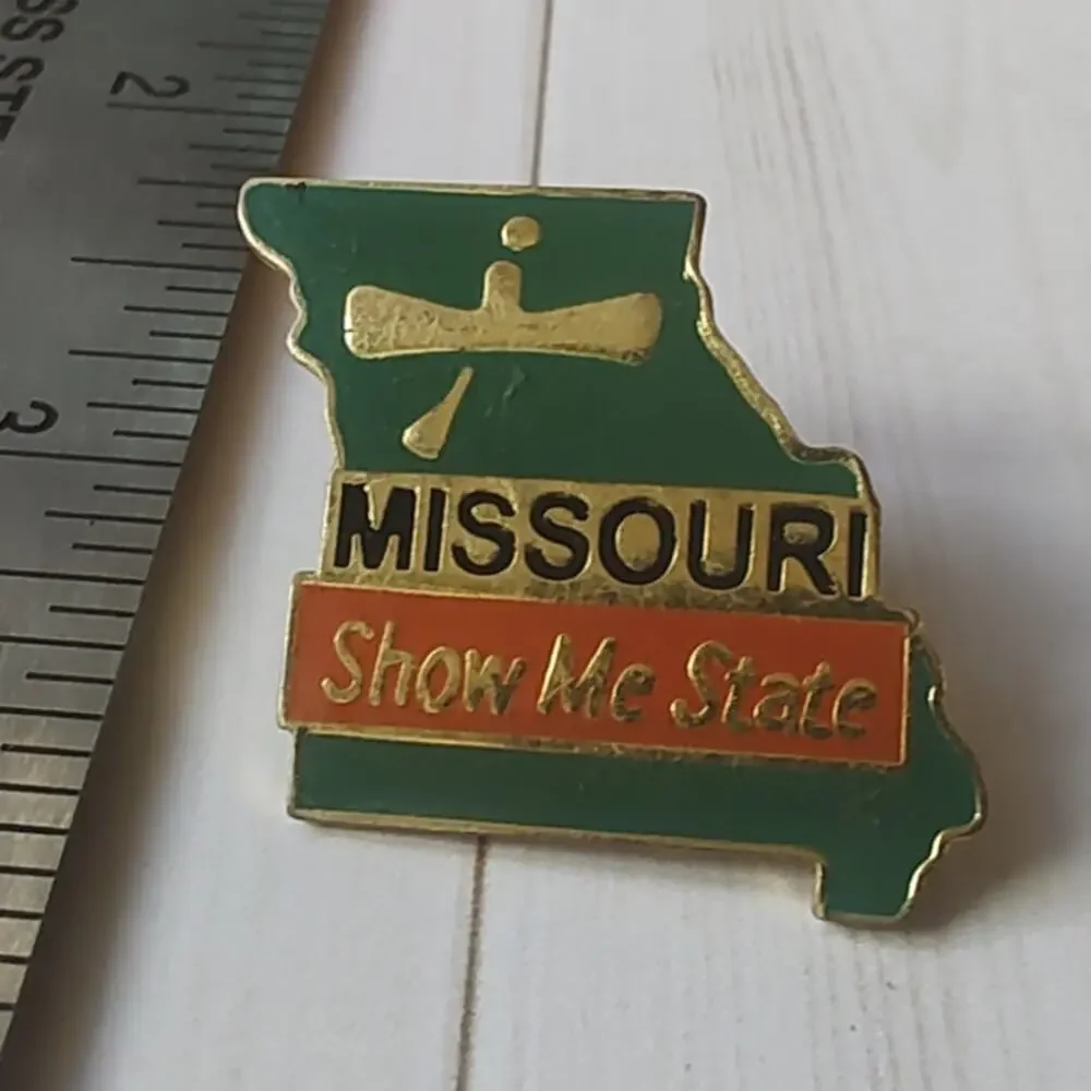 Missouri Canoe Show Me State Pin for a Hat, Lapel, Lanyard, Jacket or Backpack